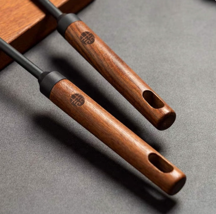 WANGYUANJI Iron Wok Spatula & Soup Spoon Set with Long Wooden Handles